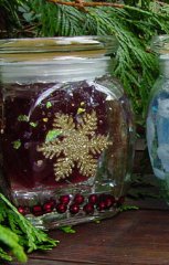 Cranberry Snowflake Candle